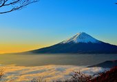 Puzzle Mont Fuji au dessus des nuages 