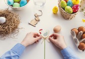 Puzzle Fabrication d'œufs de pâques et de décoration